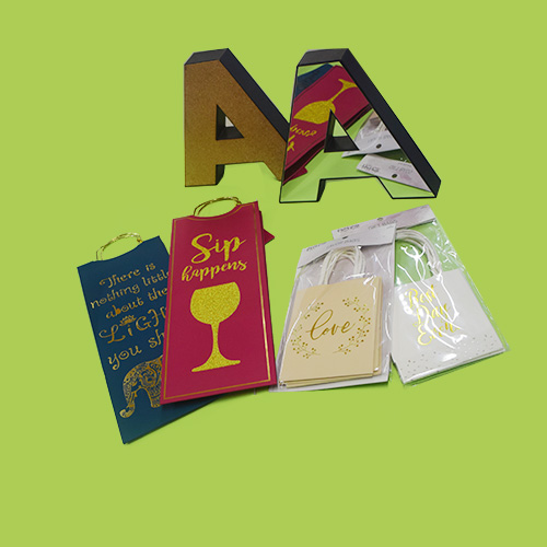 Wine Bags, Favor Bags, Treat Bags ，Paper Table Top Decoration